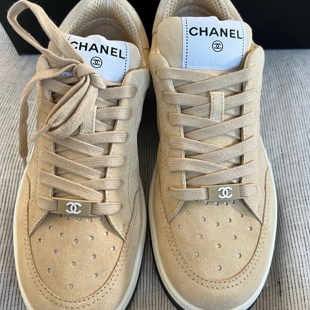 Chanel Suede CC Tan Sneakers size 38.5